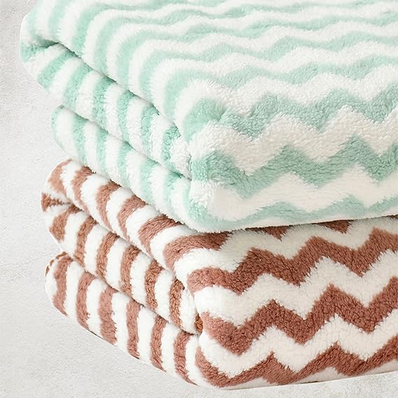 Antibacterial microfiber towel