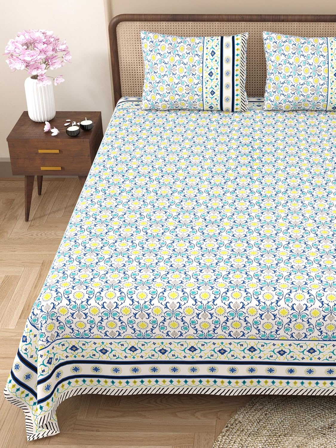 Curious Lifestyle 100% Cotton Printed Bedsheet for King Size Bed with 2 Pillow Covers – 144 TC