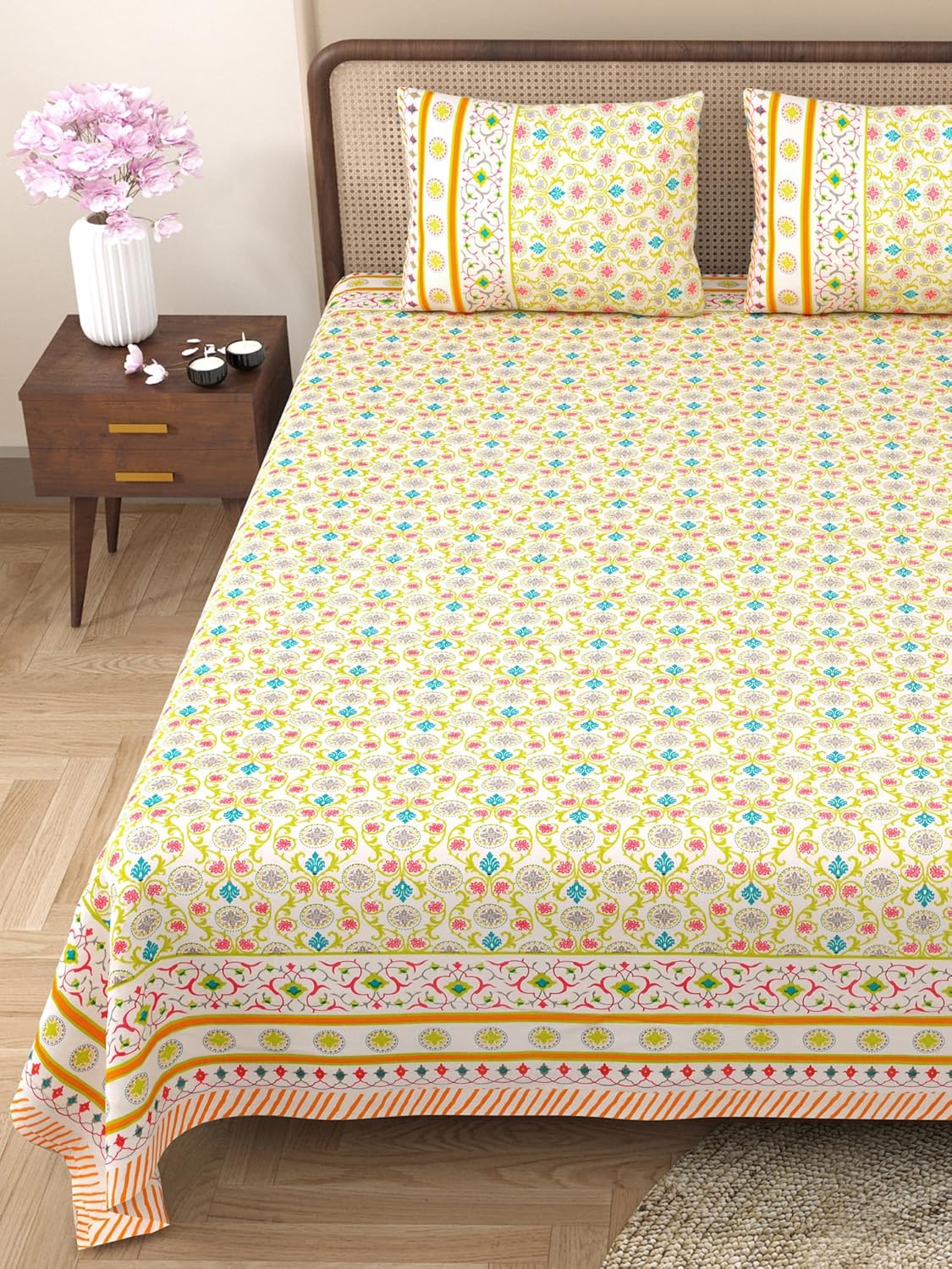 Curious Lifestyle 100% Cotton Printed Bedsheet for King Size Bed with 2 Pillow Covers – 144 TC