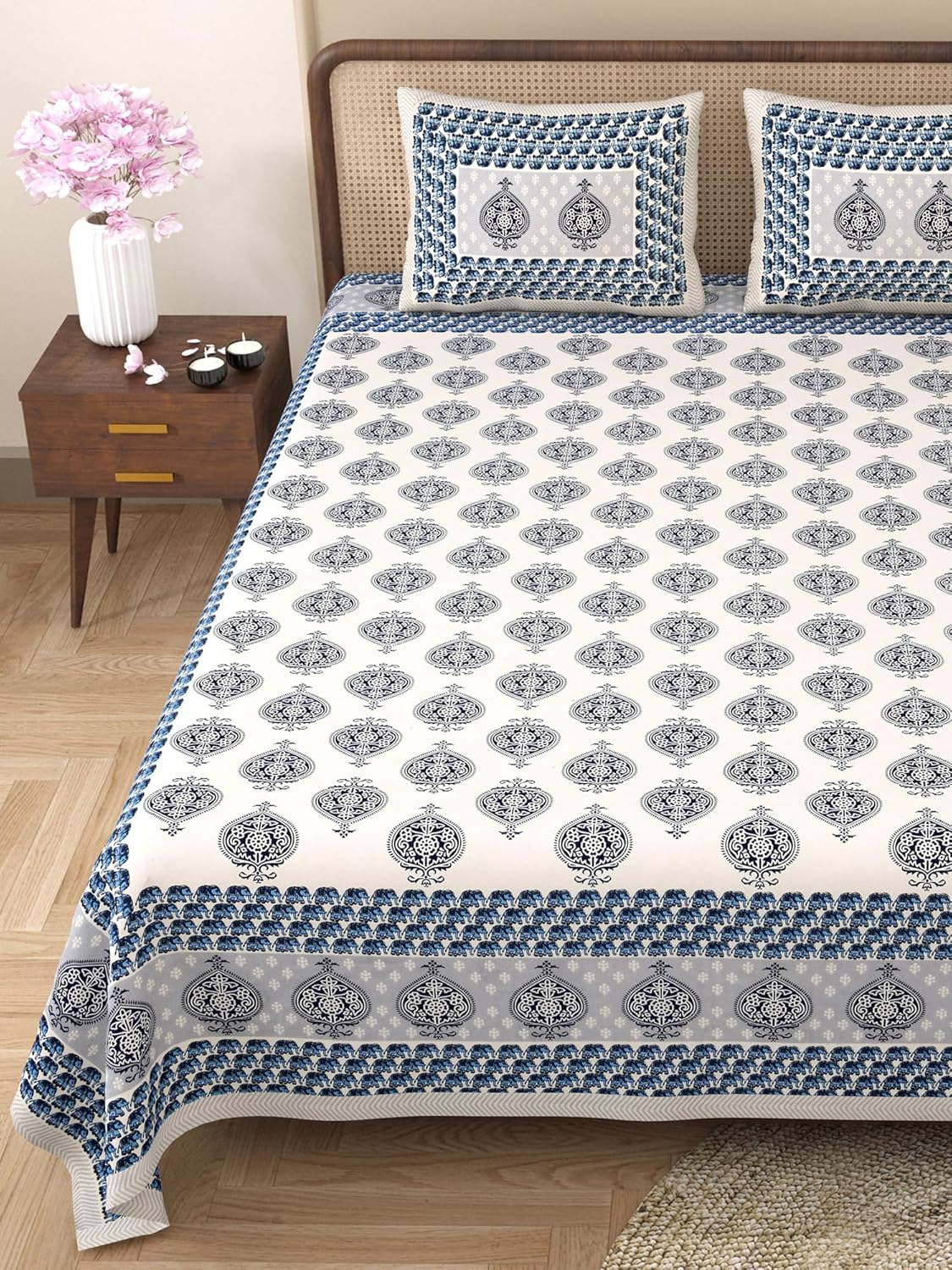 Curious Lifestyle 100% Cotton Printed Bedsheet for King Size Bed with 2 Pillow Covers – 144 TC