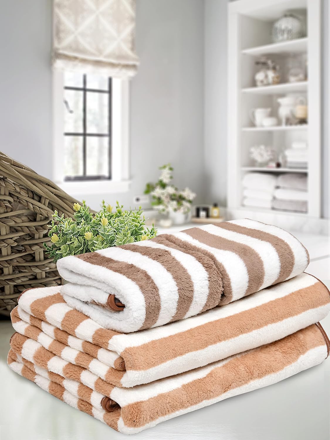 400 GSM Cotton Towels by Curious Lifestyle