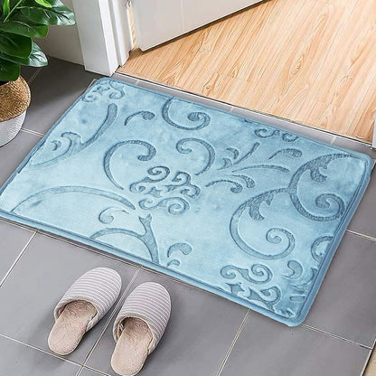 Soft anti-skid bathroom rug by Curious Lifestyle