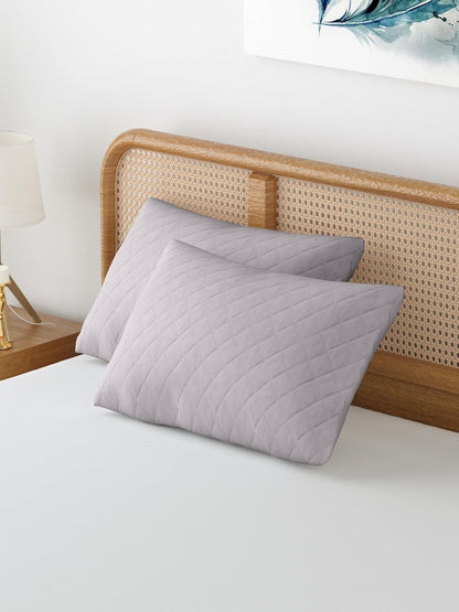 Reusable waterproof pillow case with zip