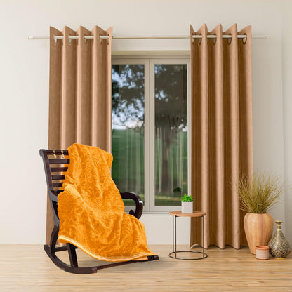 Soft fluffy mink blanket for warm sleep