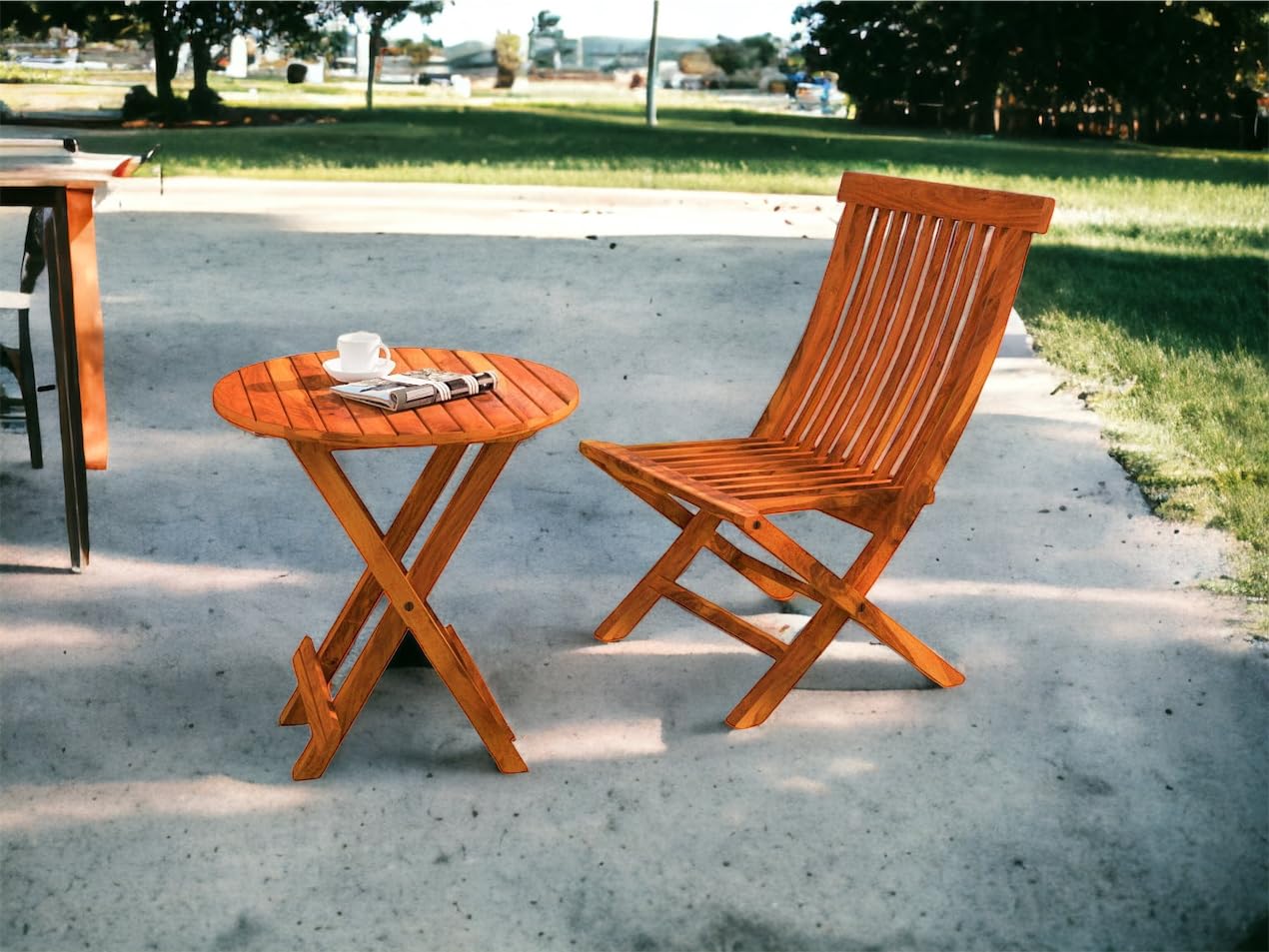 Wooden balcony furniture set with foldable chairs and round dining table

